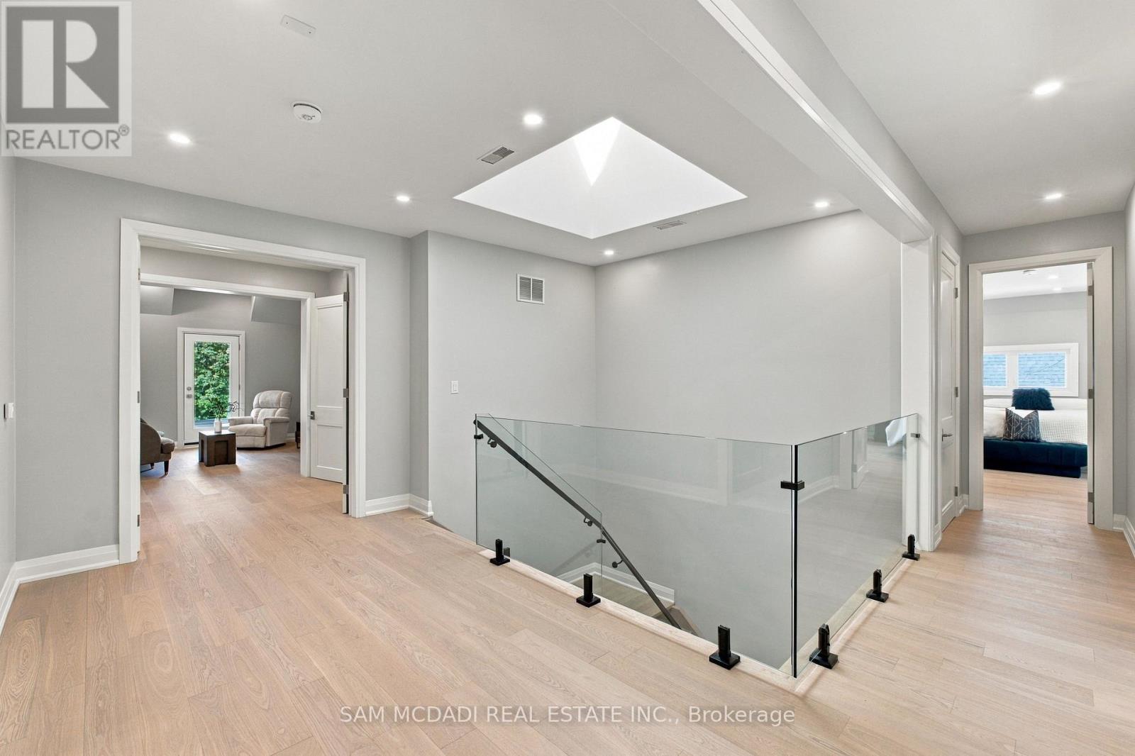 1897 Balsam Avenue, Mississauga, Ontario  L5J 1L3 - Photo 17 - W13878212