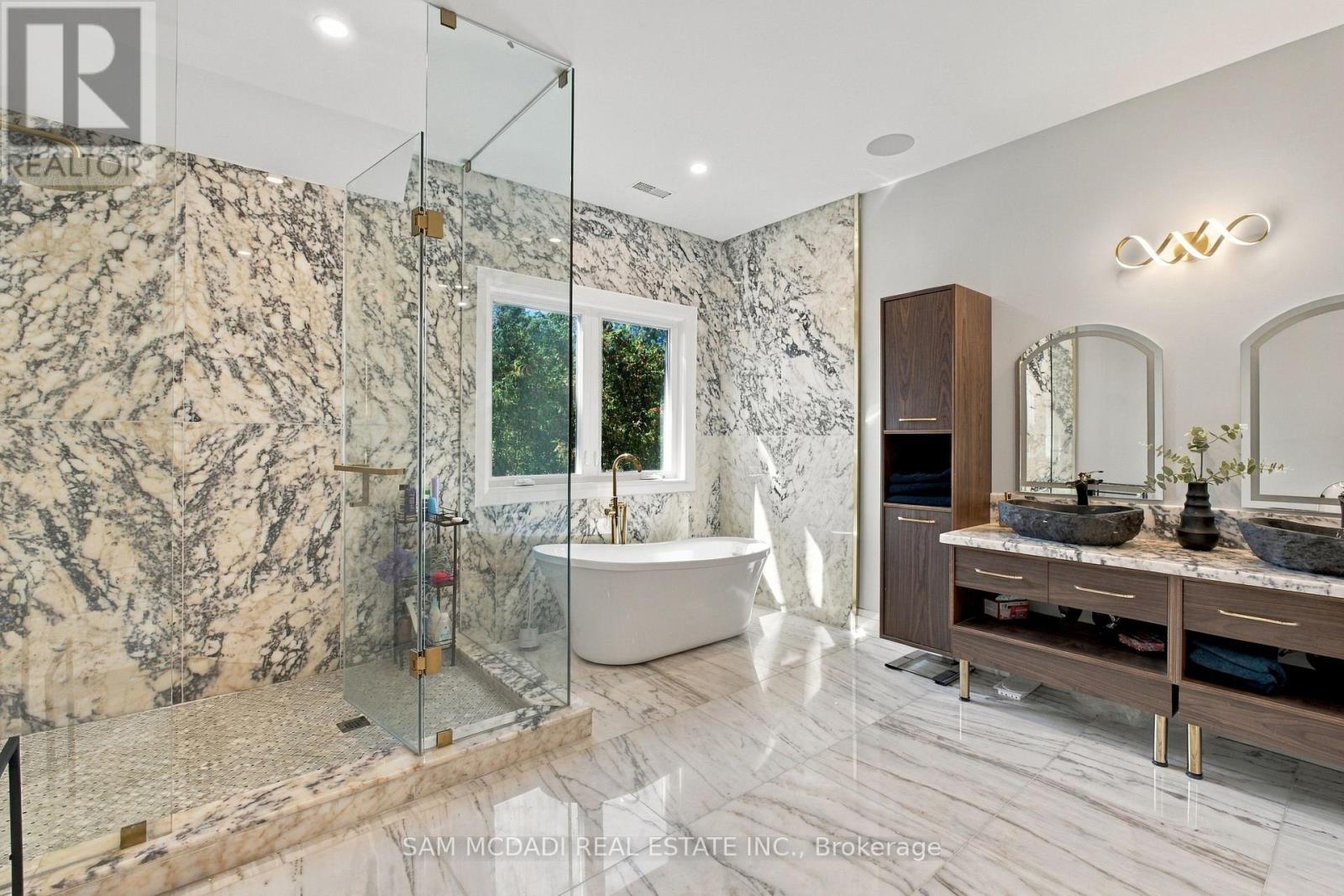 1897 Balsam Avenue, Mississauga, Ontario  L5J 1L3 - Photo 22 - W13878212