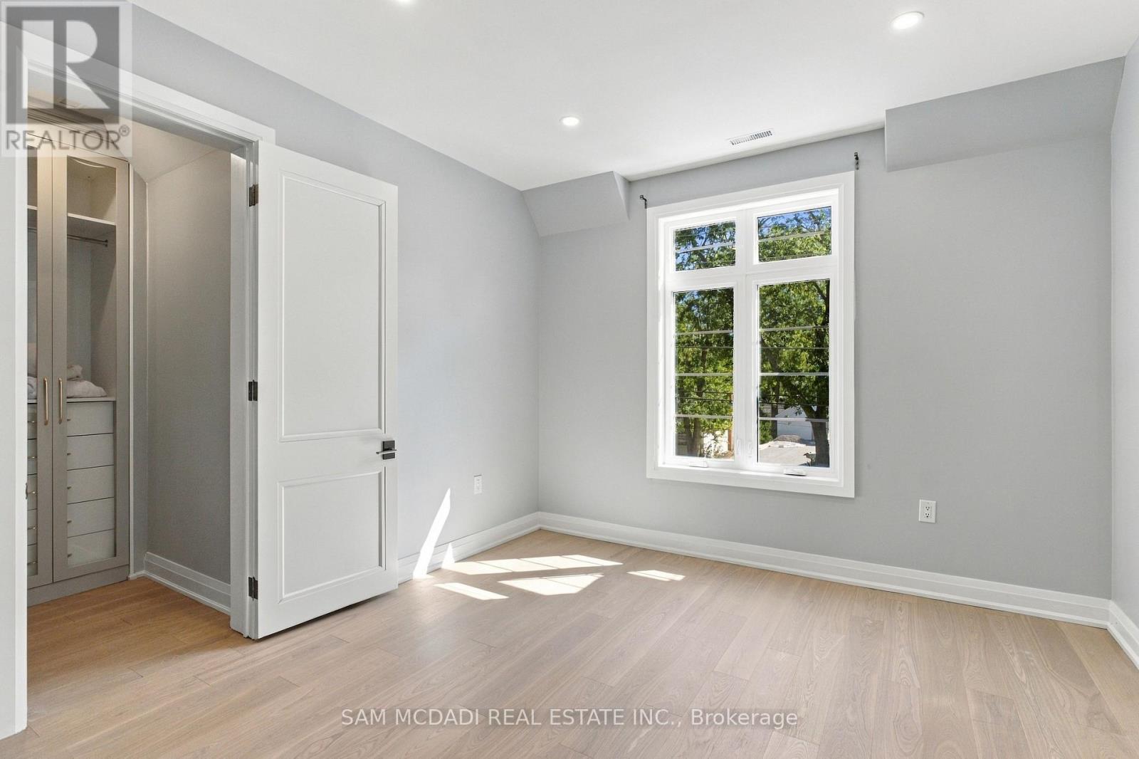1897 Balsam Avenue, Mississauga, Ontario  L5J 1L3 - Photo 30 - W13878212
