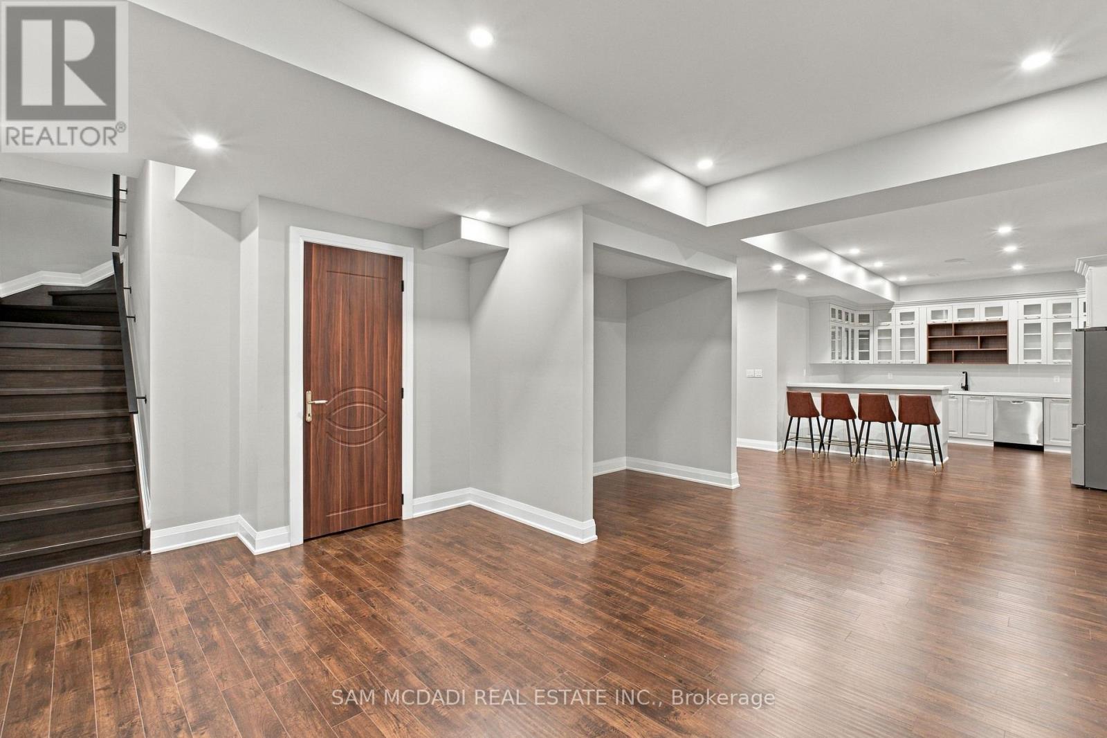 1897 Balsam Avenue, Mississauga, Ontario  L5J 1L3 - Photo 35 - W13878212