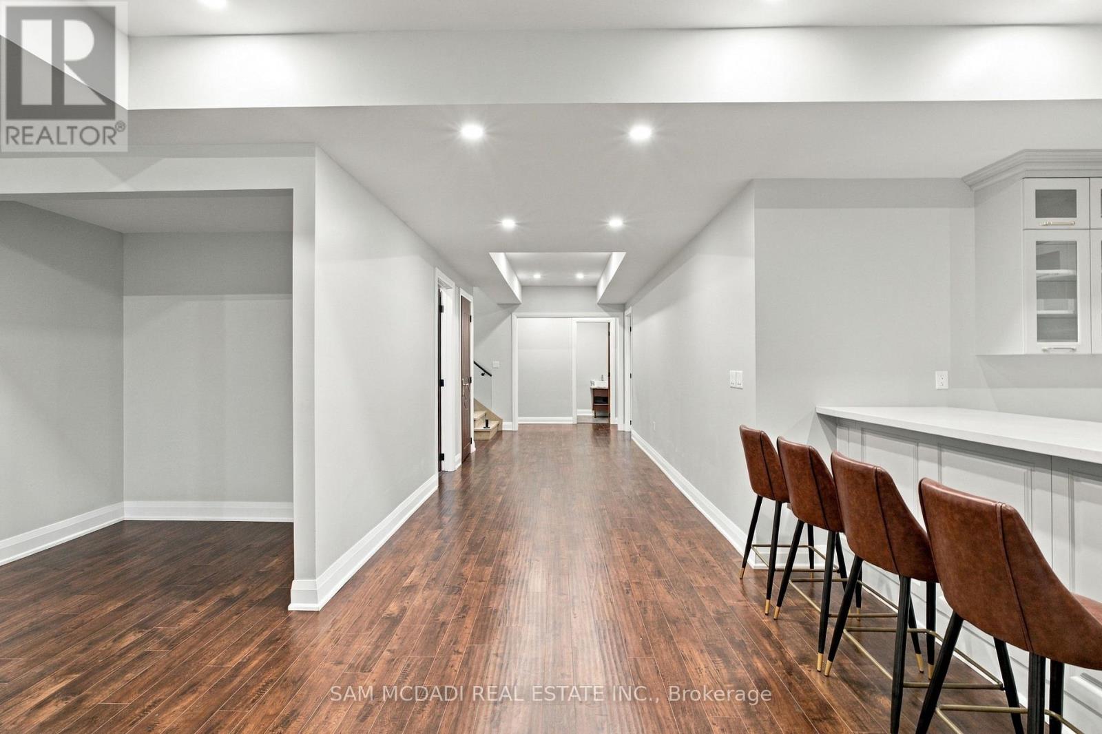 1897 Balsam Avenue, Mississauga, Ontario  L5J 1L3 - Photo 38 - W13878212