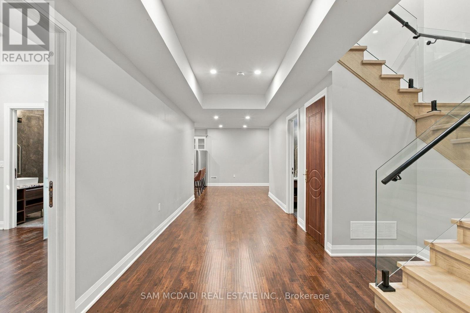 1897 Balsam Avenue, Mississauga, Ontario  L5J 1L3 - Photo 45 - W13878212