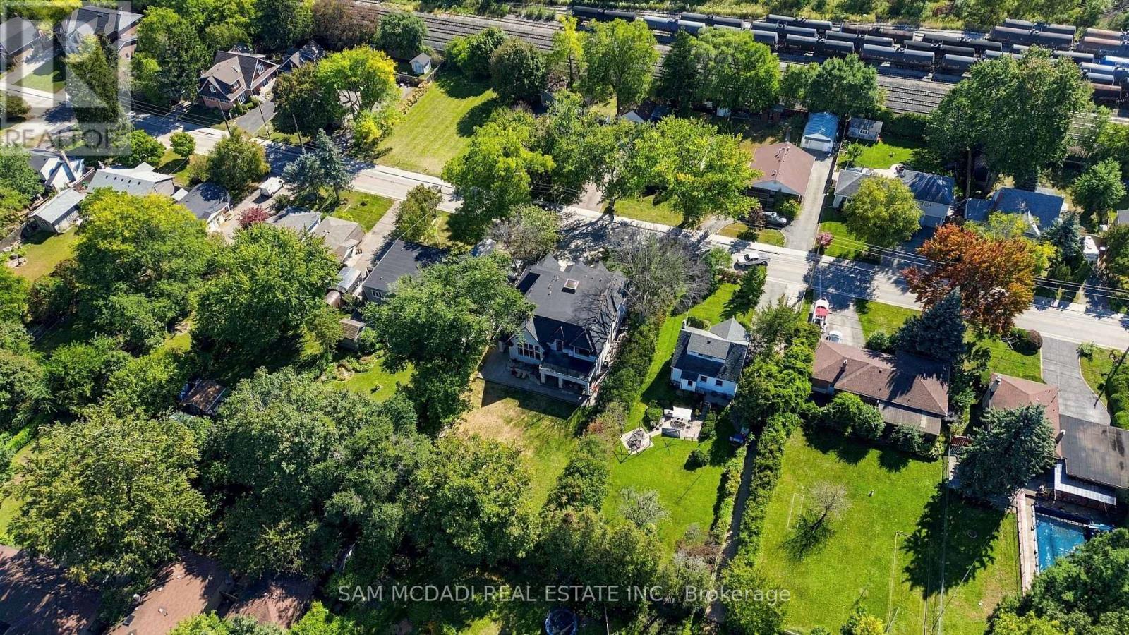 1897 Balsam Avenue, Mississauga, Ontario  L5J 1L3 - Photo 50 - W13878212