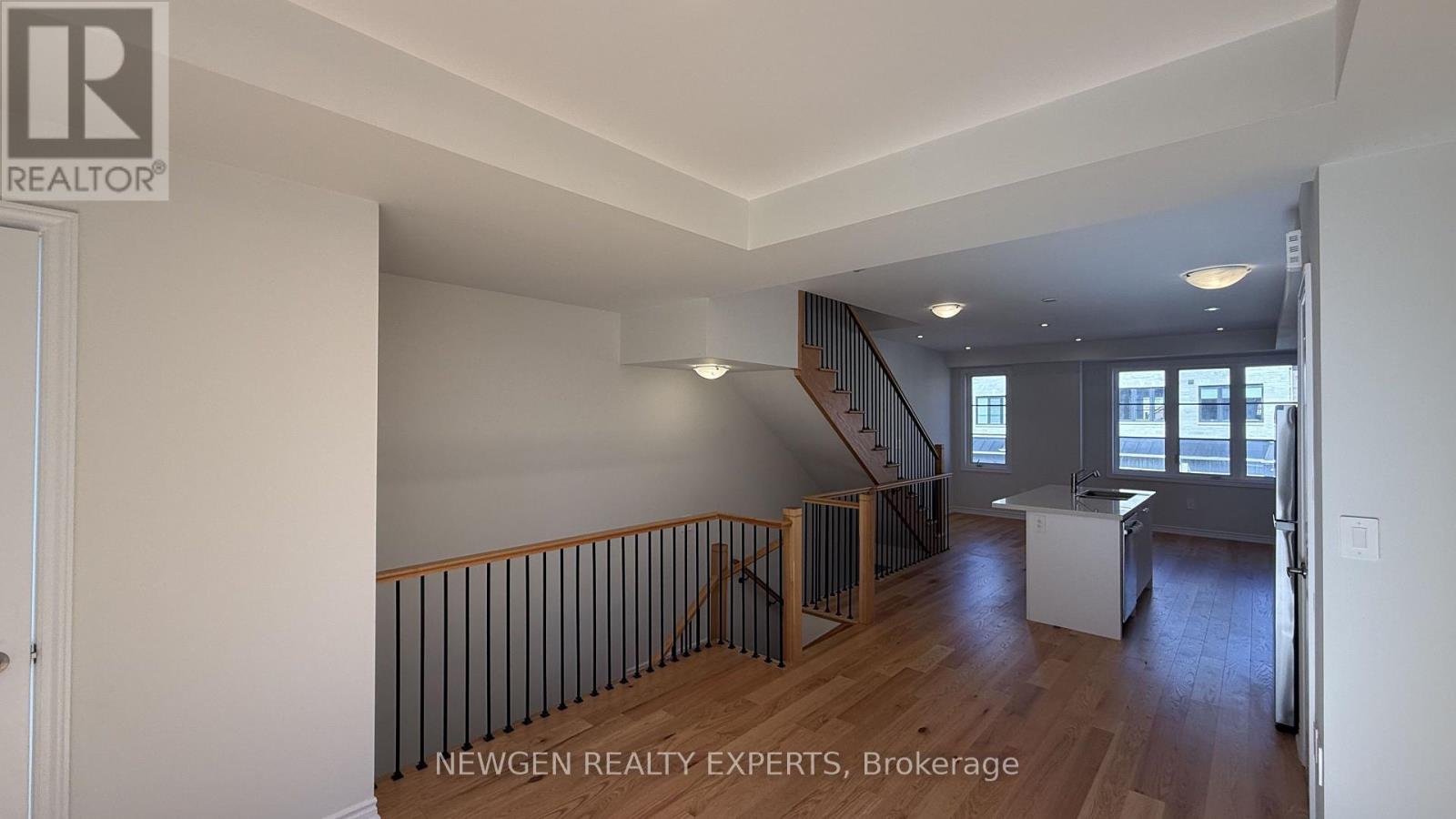 5882 Saigon Street, Mississauga, Ontario  L5V 0E9 - Photo 12 - W13878222