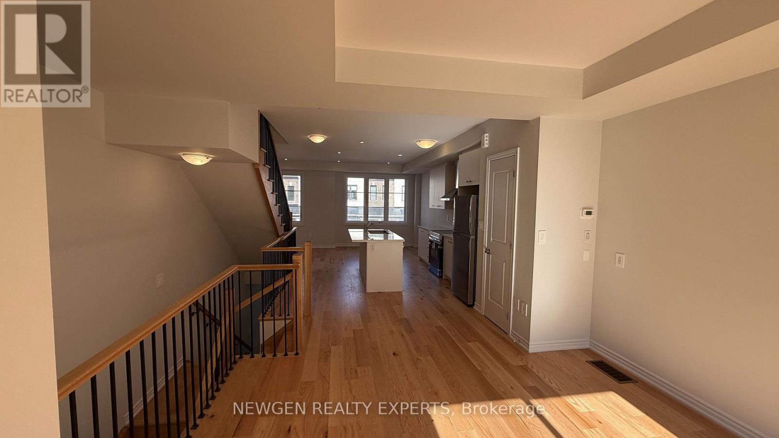 5882 Saigon Street, Mississauga, Ontario  L5V 0E9 - Photo 13 - W13878222