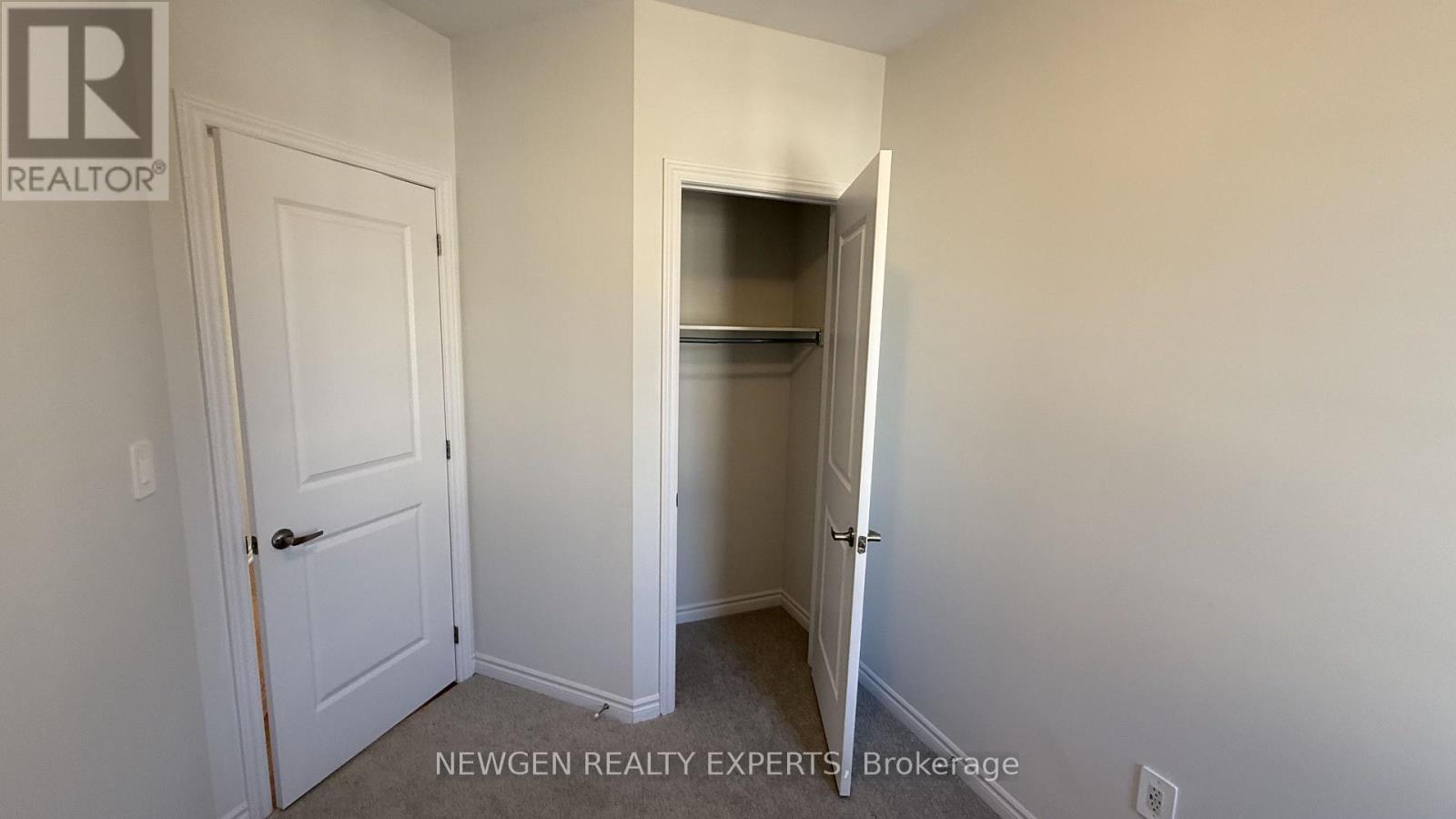 5882 Saigon Street, Mississauga, Ontario  L5V 0E9 - Photo 32 - W13878222