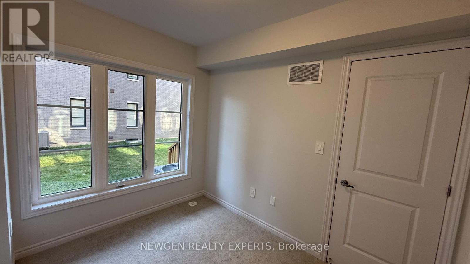 5882 Saigon Street, Mississauga, Ontario  L5V 0E9 - Photo 38 - W13878222