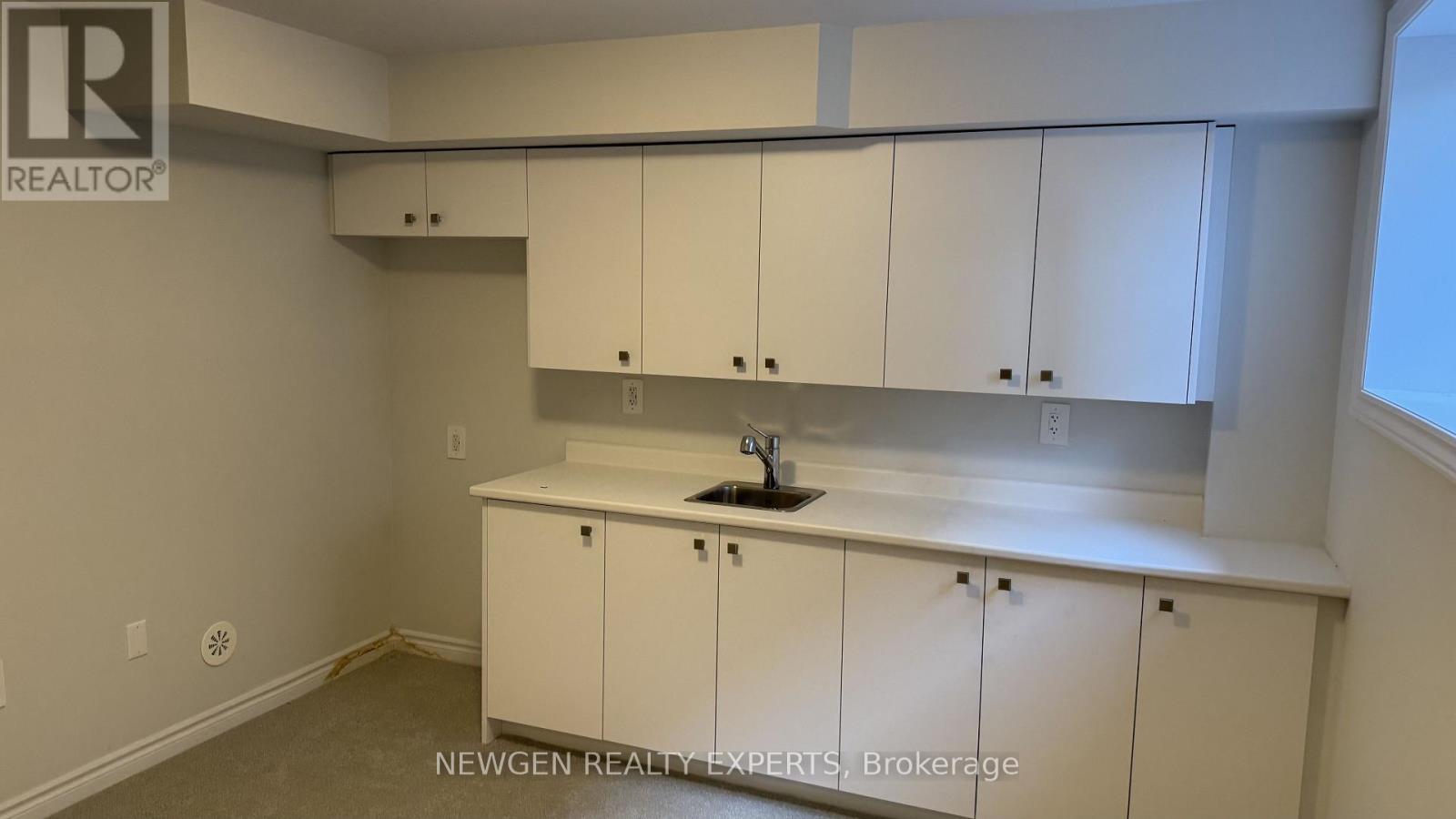 5882 Saigon Street, Mississauga, Ontario  L5V 0E9 - Photo 41 - W13878222