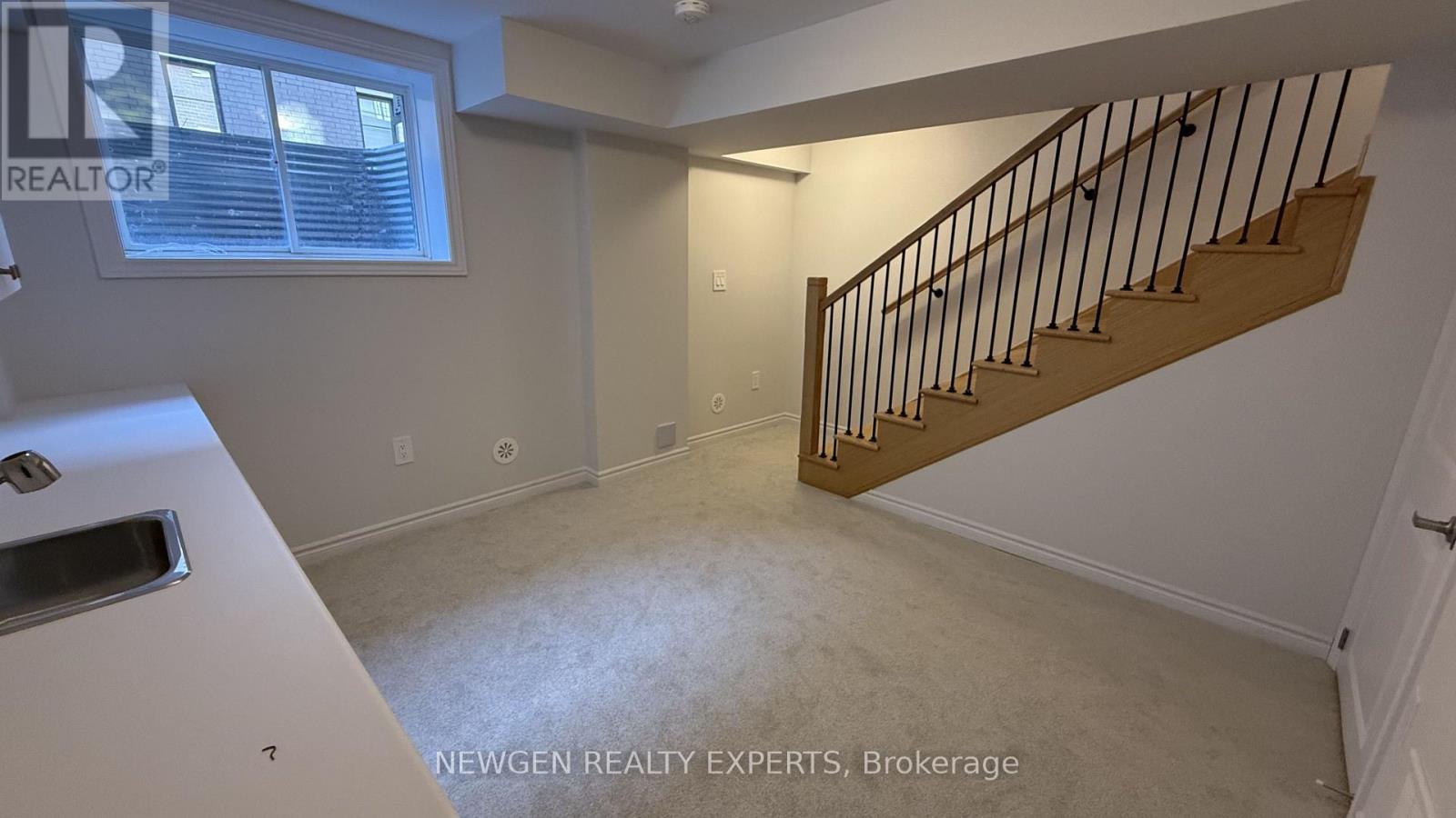 5882 Saigon Street, Mississauga, Ontario  L5V 0E9 - Photo 46 - W13878222