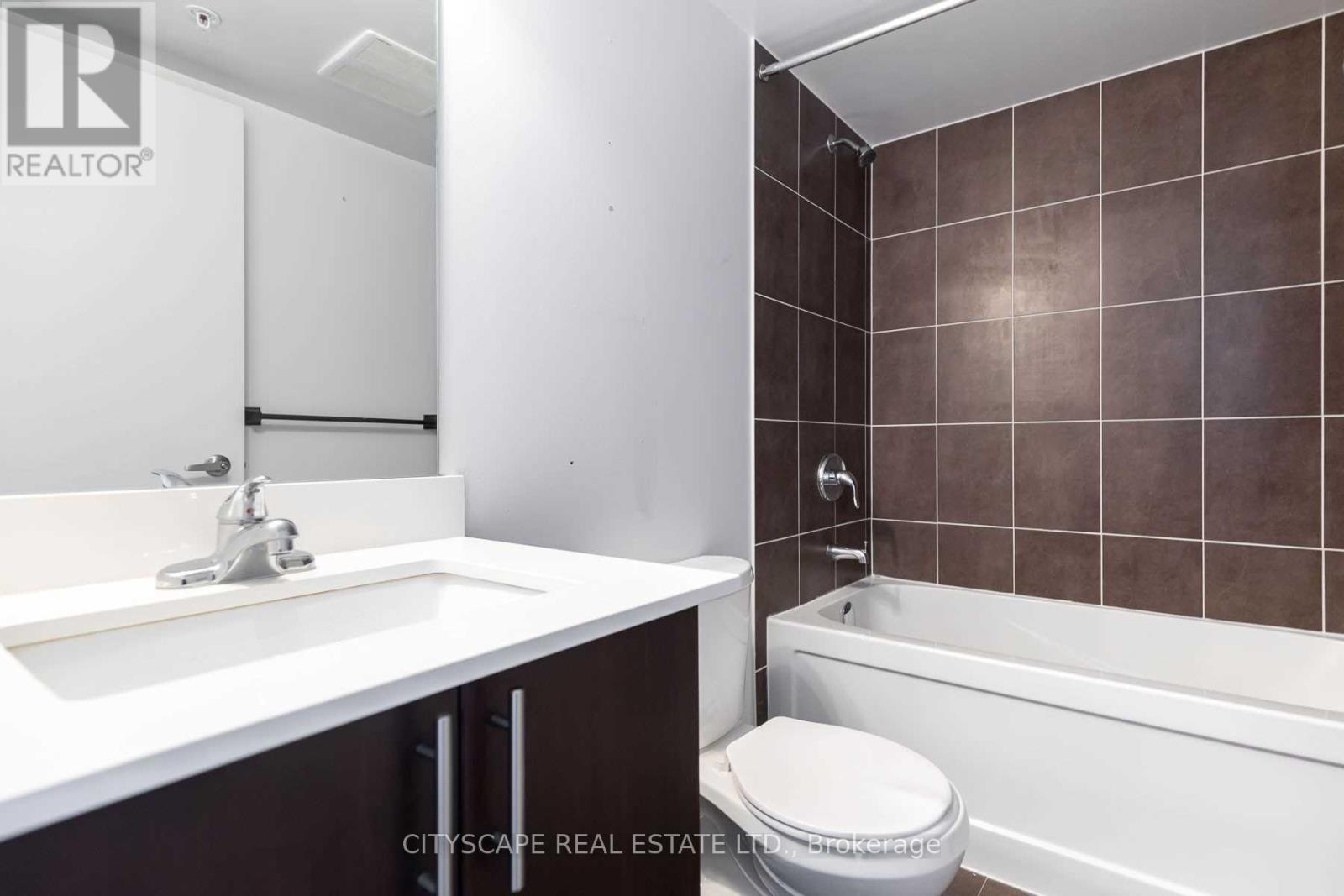 2202 - 1420 Dupont Street, Toronto, Ontario  M6H 4J8 - Photo 10 - W13878238