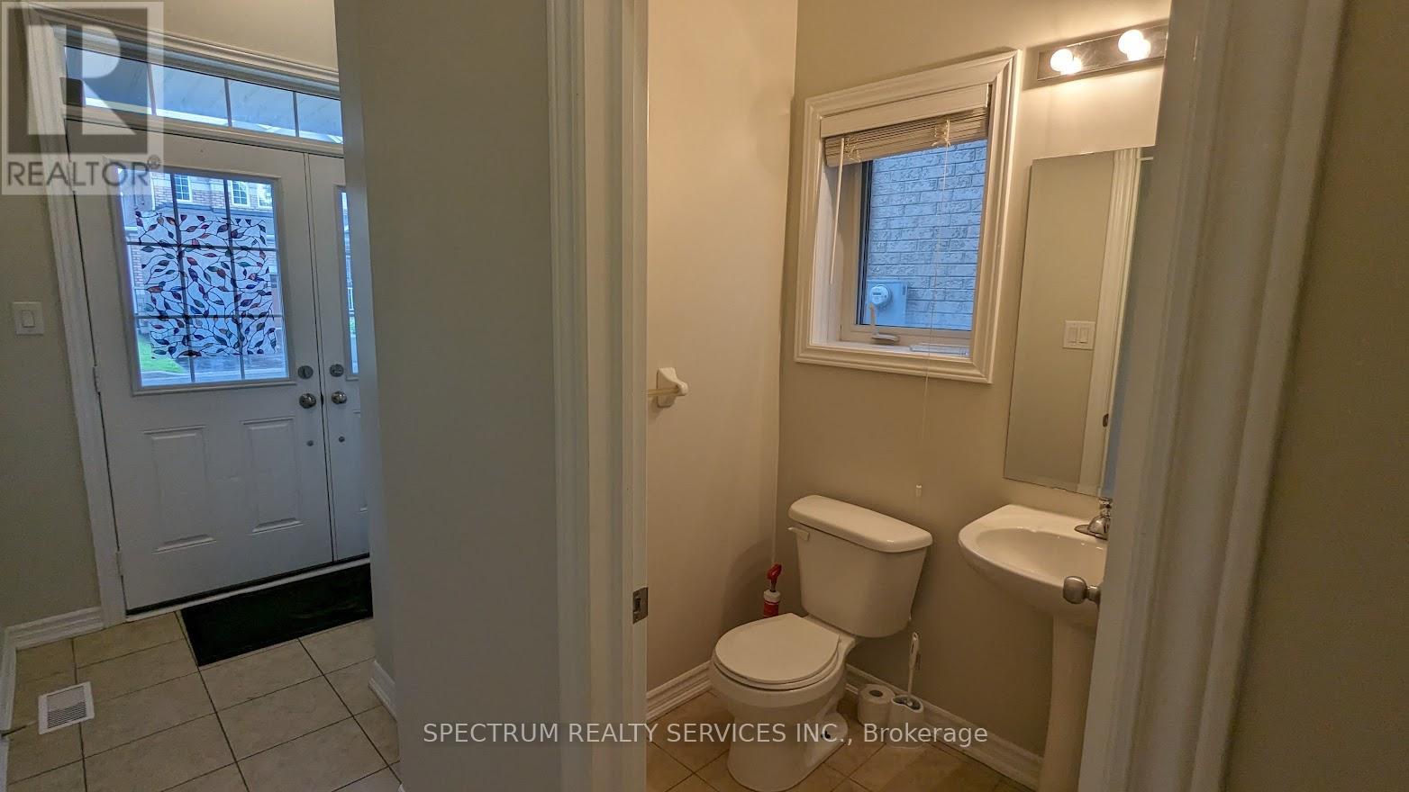 1267 Sim Place, Milton, Ontario  L9T 7C7 - Photo 3 - W13878334