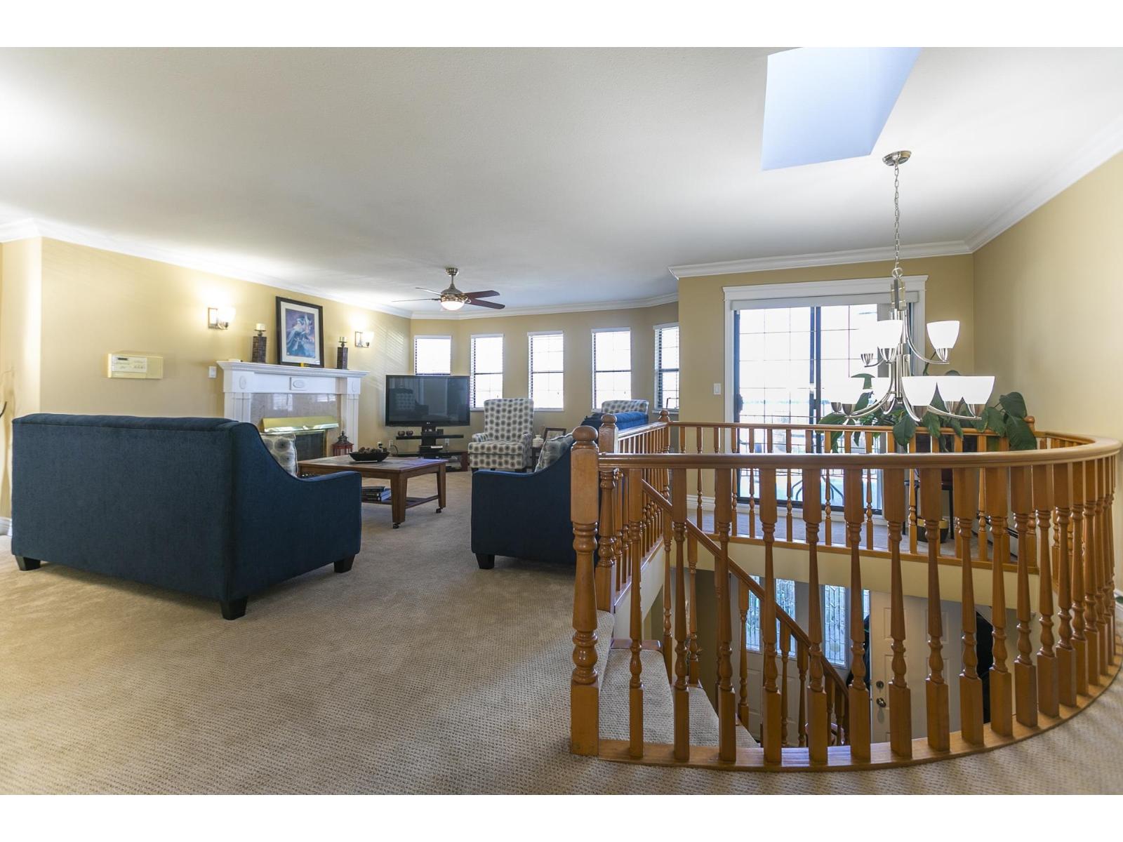 12353 81a Avenue, Surrey, British Columbia  V3W 0X8 - Photo 6 - R3172916
