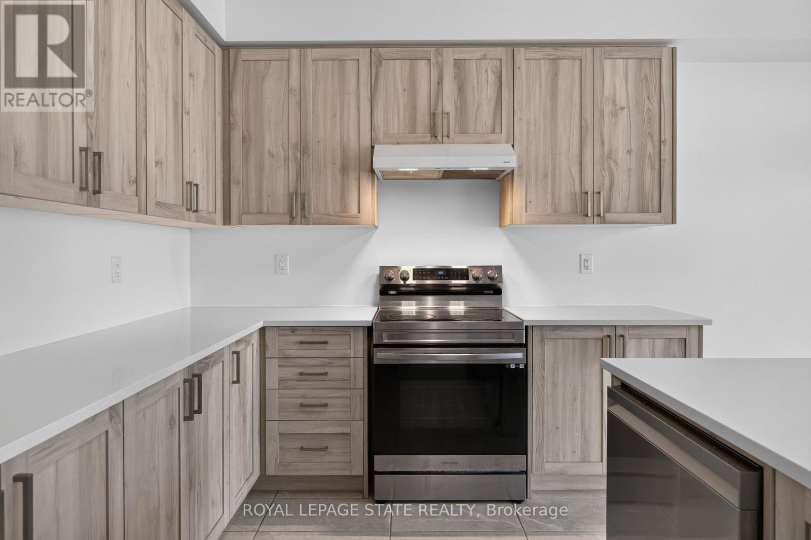 57 Wintergreen Crescent, Haldimand, Ontario  N3W 0H5 - Photo 19 - X13878198