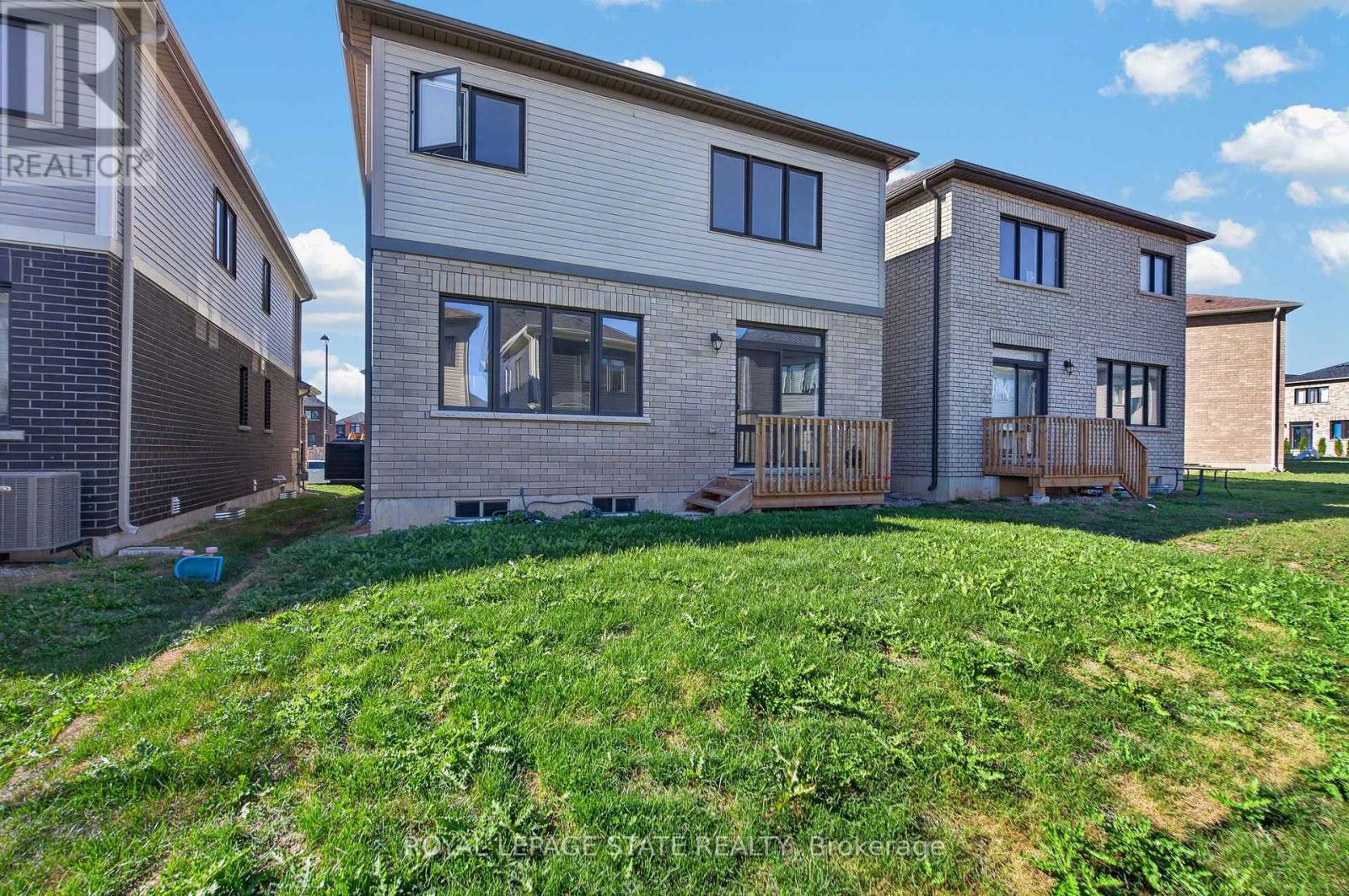 57 Wintergreen Crescent, Haldimand, Ontario  N3W 0H5 - Photo 38 - X13878198