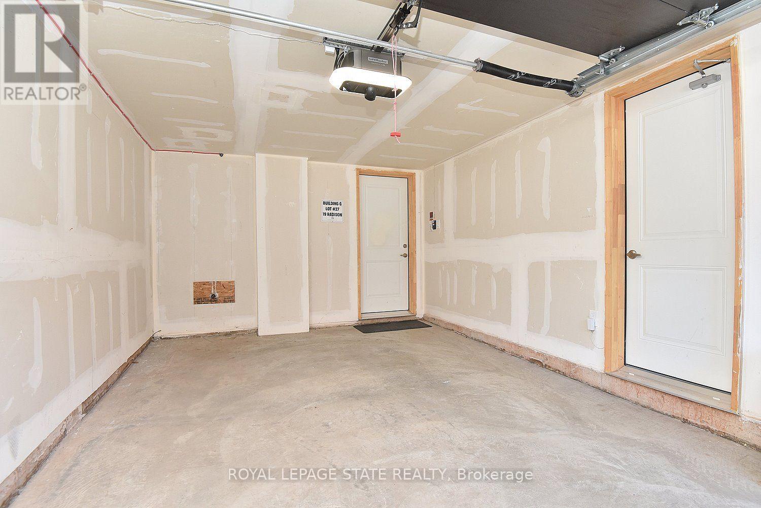 19 Radison Lane, Hamilton, Ontario  L8H 0B5 - Photo 43 - X13878342