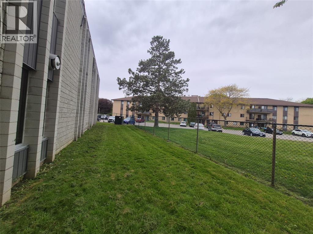 857 Grand Avenue West, Chatham, Ontario  N7L 4T1 - Photo 4 - 26024889