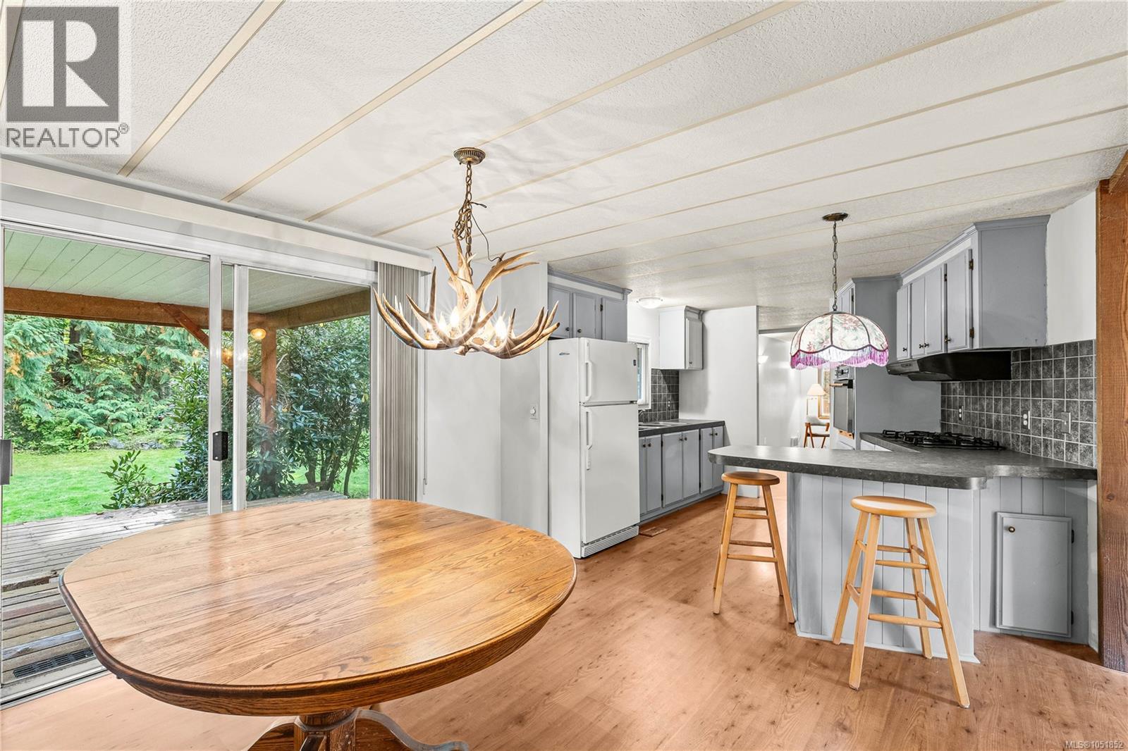 4885 Bella Rd