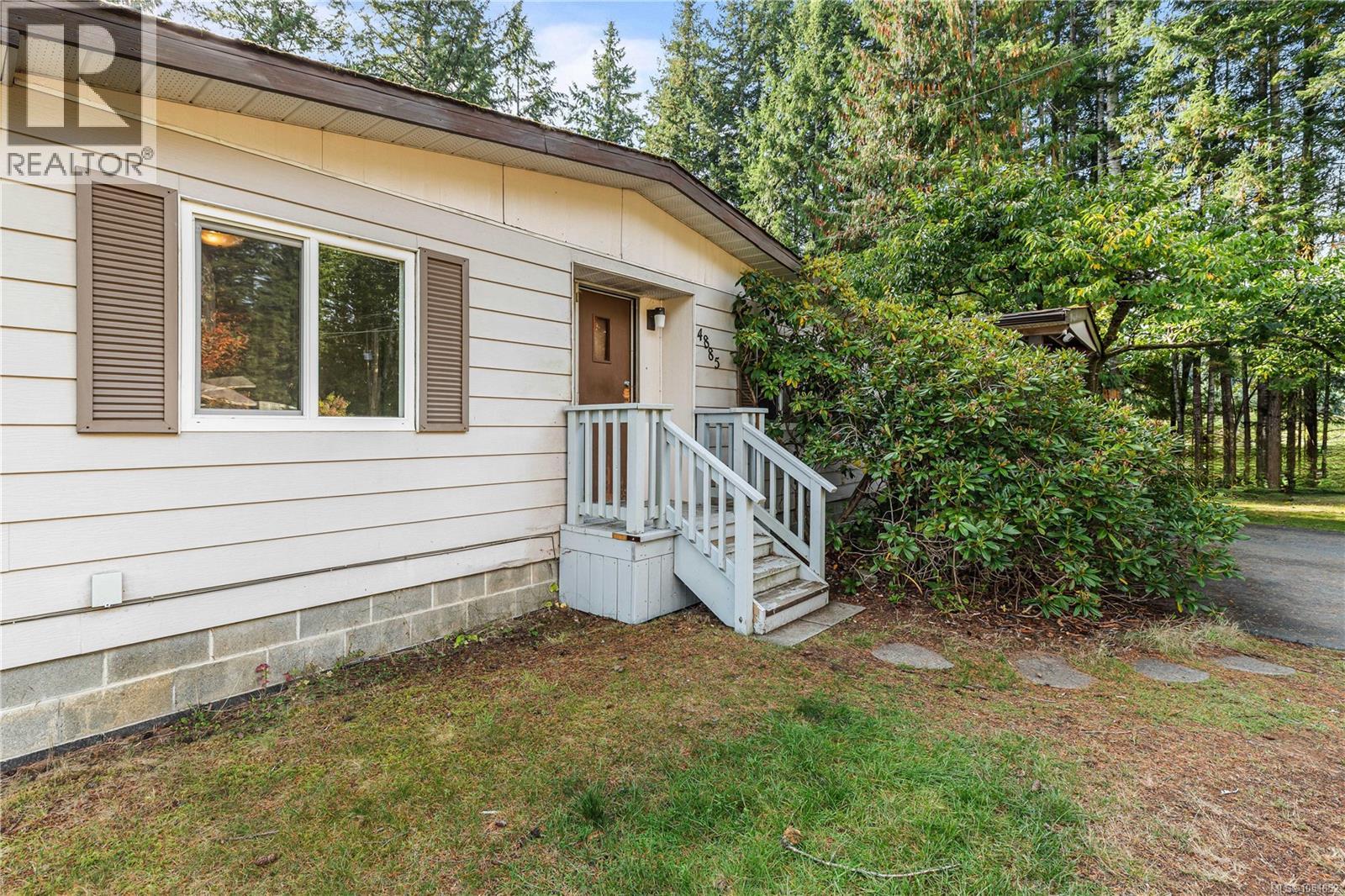 4885 Bella Rd