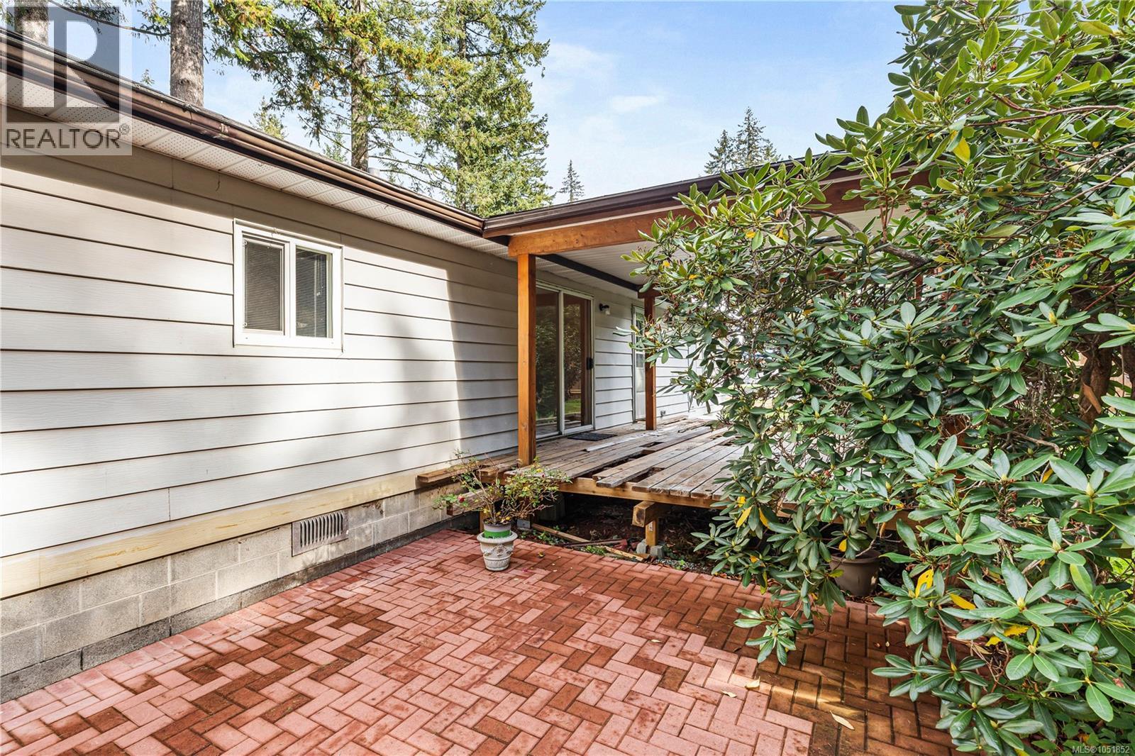 4885 Bella Rd