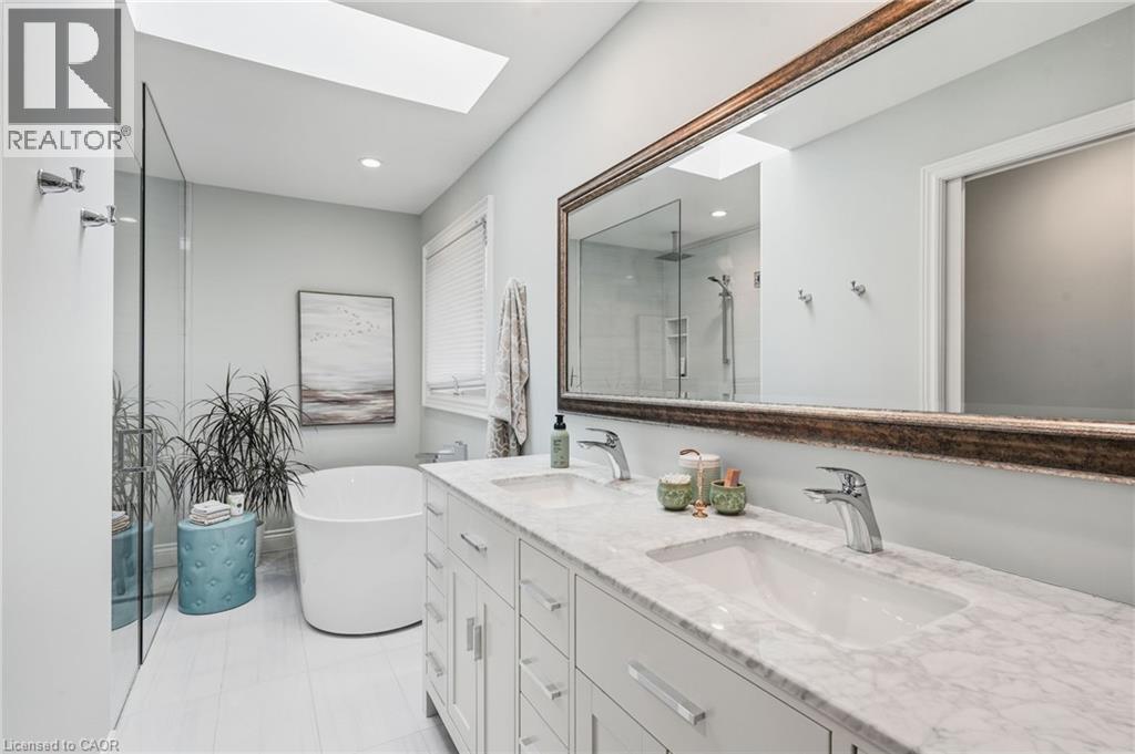 2747 Teak Crescent, Oakville, Ontario  L6J 7M7 - Photo 33 - 40867585