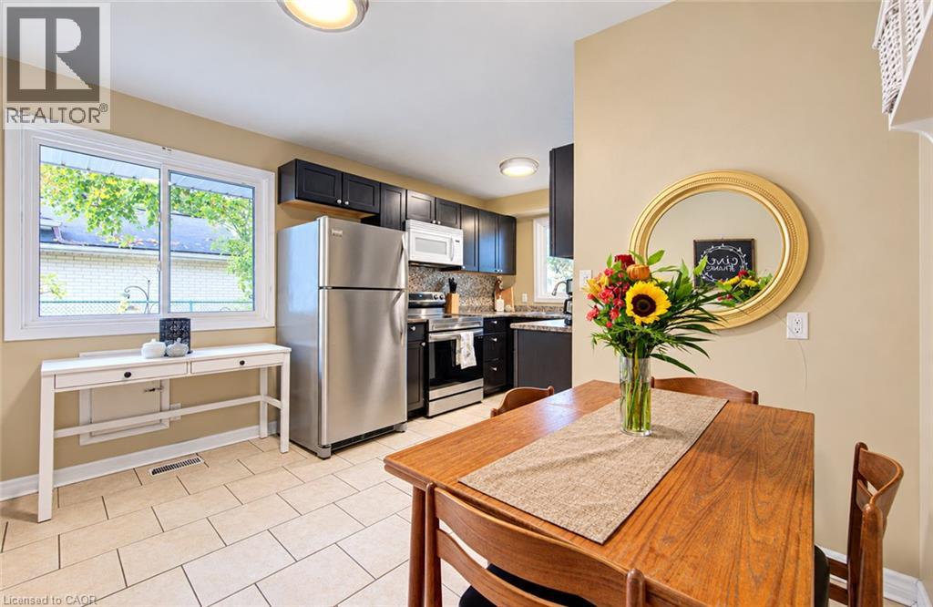 104 Weichel Street, Kitchener, Ontario  N2M 2A6 - Photo 9 - 40868338
