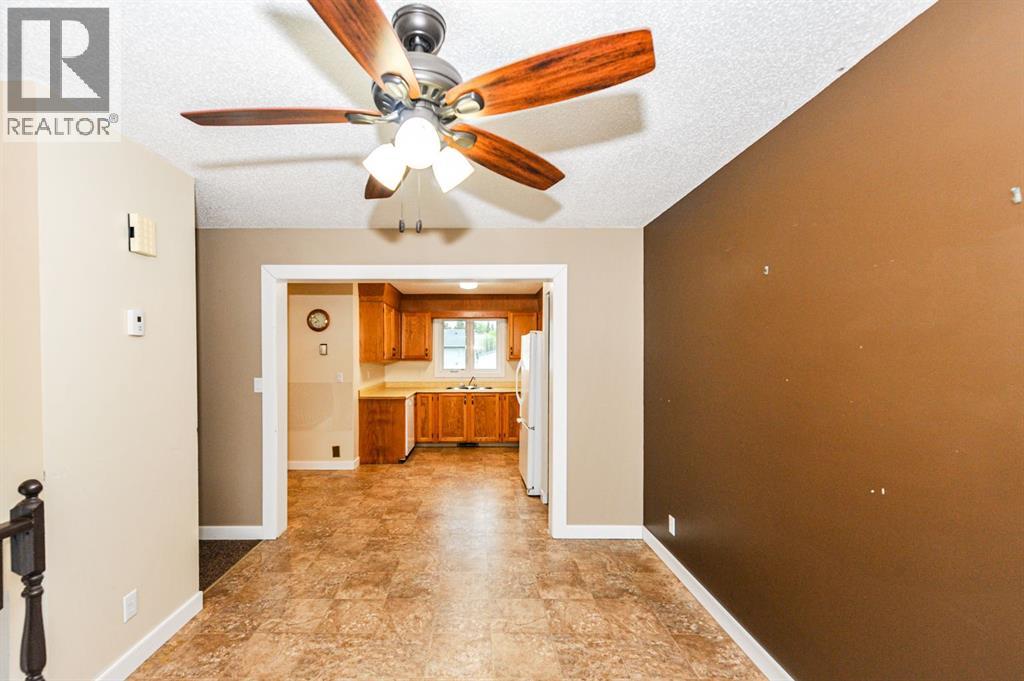 221 1 Avenue, Rosalind, Alberta  T0B 3Y0 - Photo 8 - A2343799