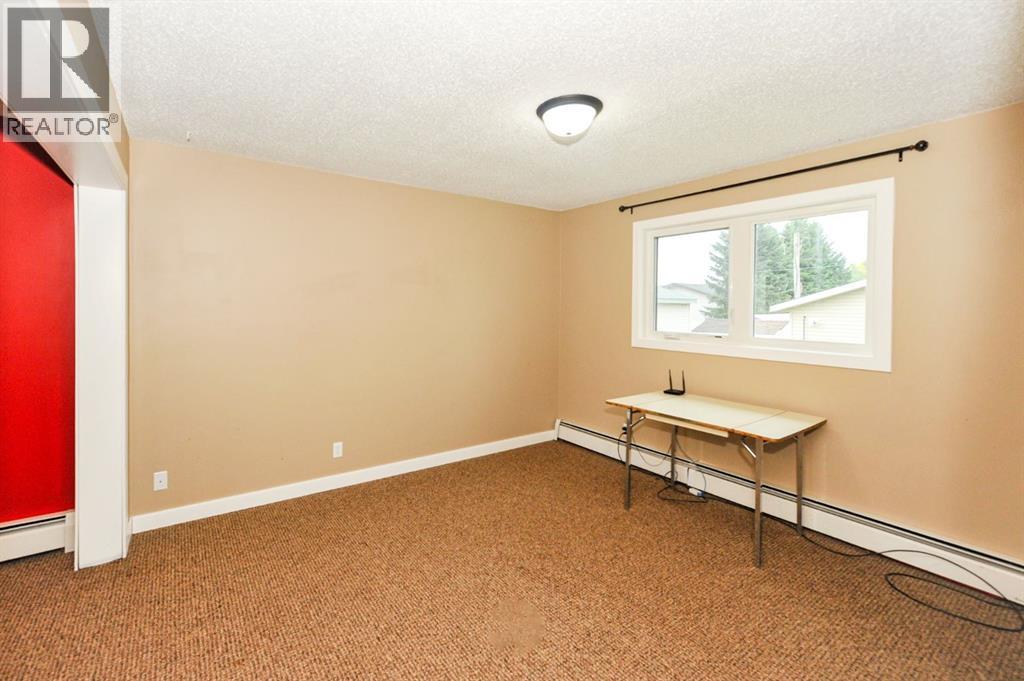 221 1 Avenue, Rosalind, Alberta  T0B 3Y0 - Photo 16 - A2343799