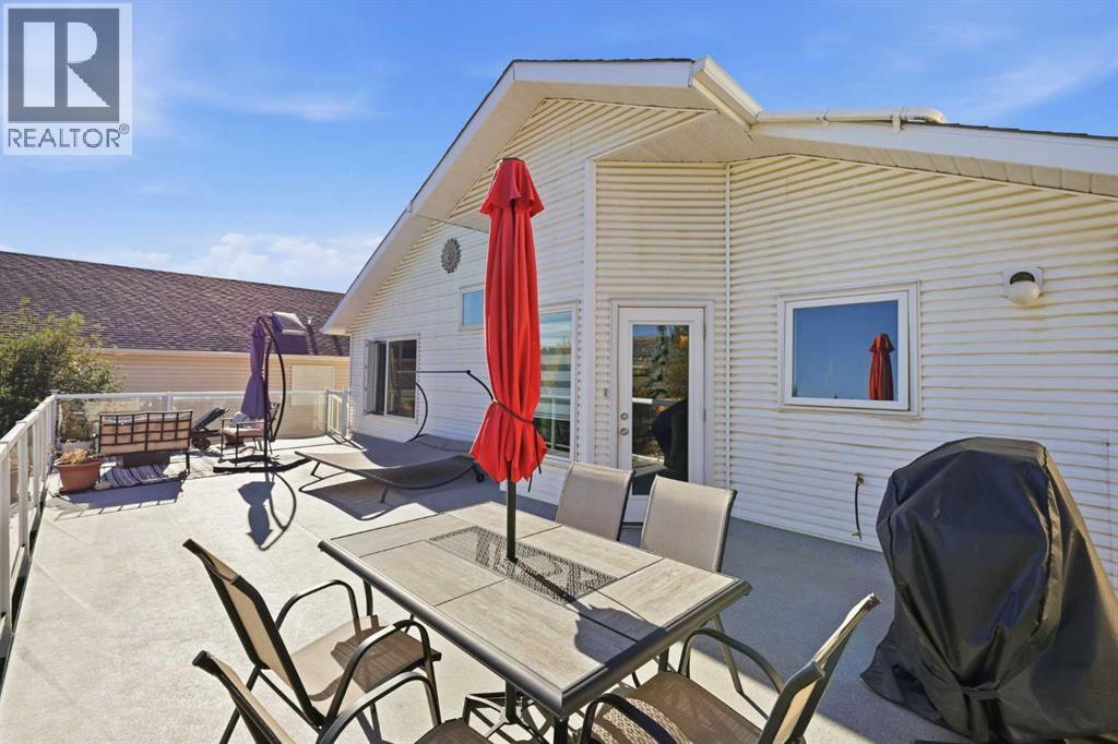 5 Riverview Court, Cochrane, Alberta  T4C 1K6 - Photo 44 - A2348898