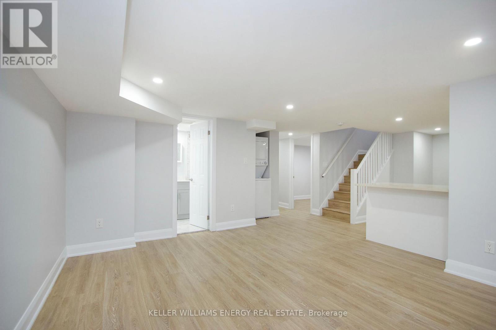 Lower - 574 Olive Avenue, Oshawa, Ontario  L1H 2R3 - Photo 6 - E13878468