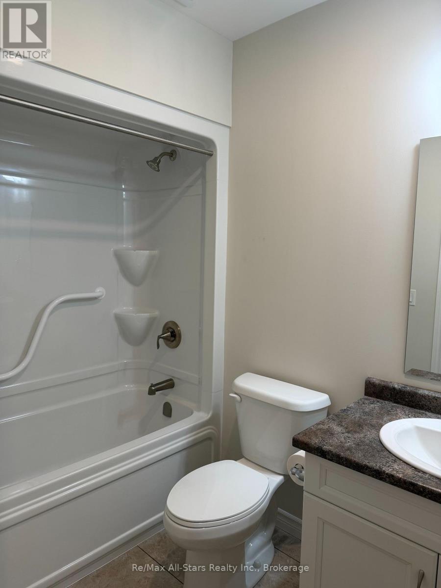 404 - 58 Glenelg Street, Kawartha Lakes, Ontario K9V 2V4 - Photo 16 - X13878456