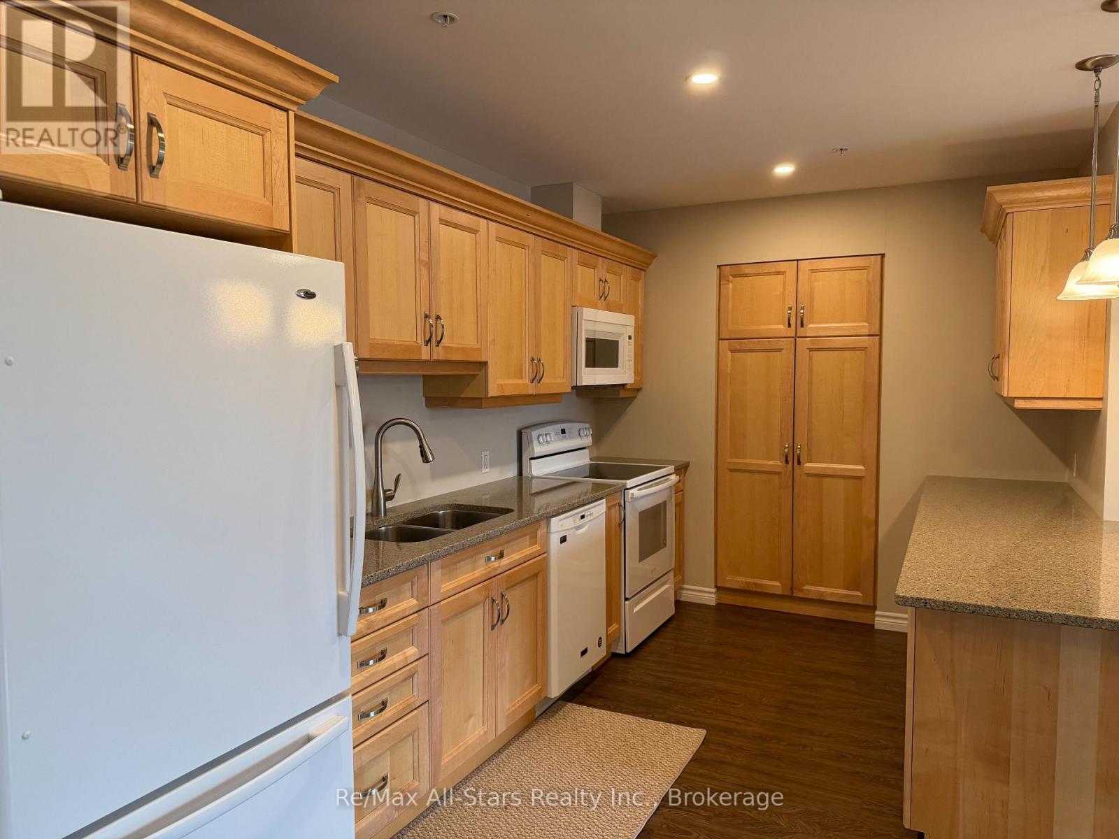 404 - 58 Glenelg Street, Kawartha Lakes, Ontario K9V 2V4 - Photo 6 - X13878456