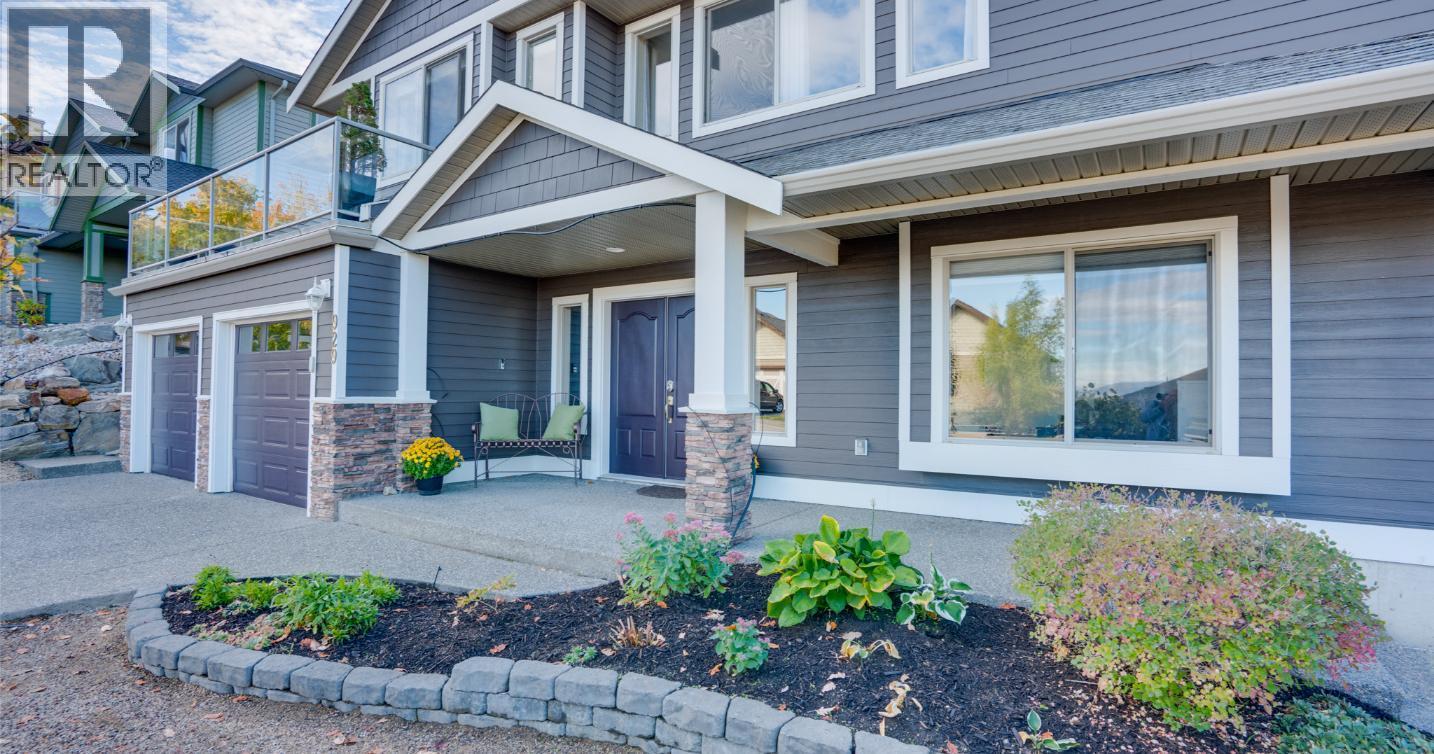 929 Mount Grady Court, Vernon, British Columbia  V1B 4B6 - Photo 4 - 10402427