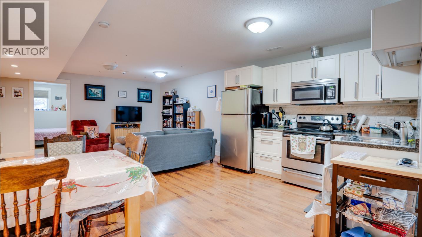 929 Mount Grady Court, Vernon, British Columbia  V1B 4B6 - Photo 30 - 10402427