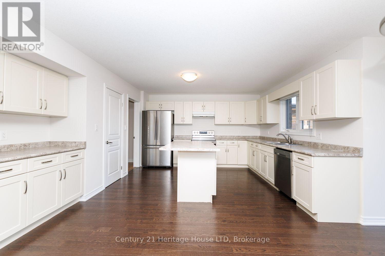11 Philmori Crescent, Pelham, Ontario  L0S 1E5 - Photo 12 - X13878470