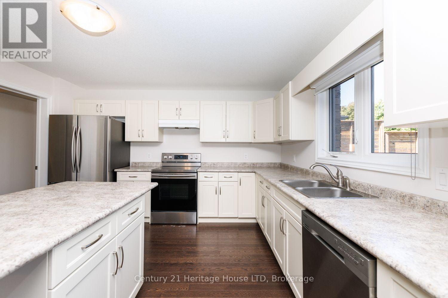 11 Philmori Crescent, Pelham, Ontario  L0S 1E5 - Photo 14 - X13878470