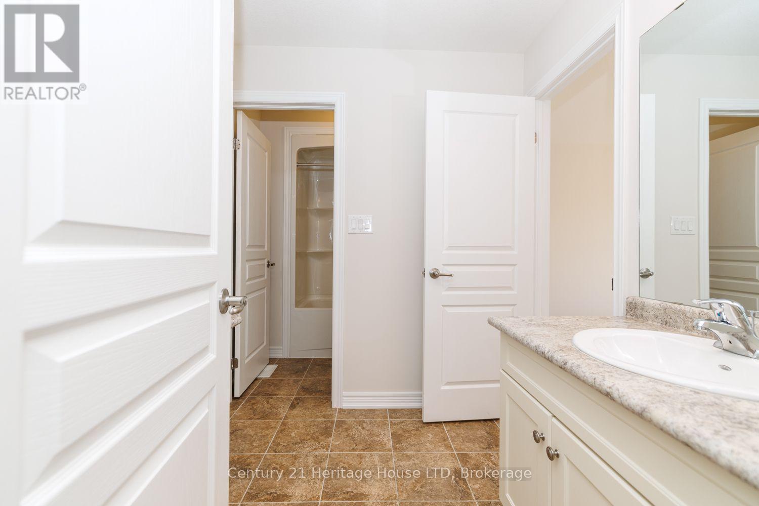 11 Philmori Crescent, Pelham, Ontario  L0S 1E5 - Photo 33 - X13878470