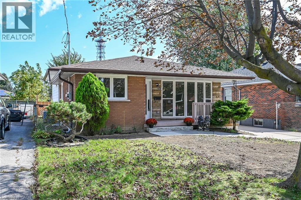 331 East 17th Street, Hamilton, Ontario  L9A 4M9 - Photo 2 - 40870143