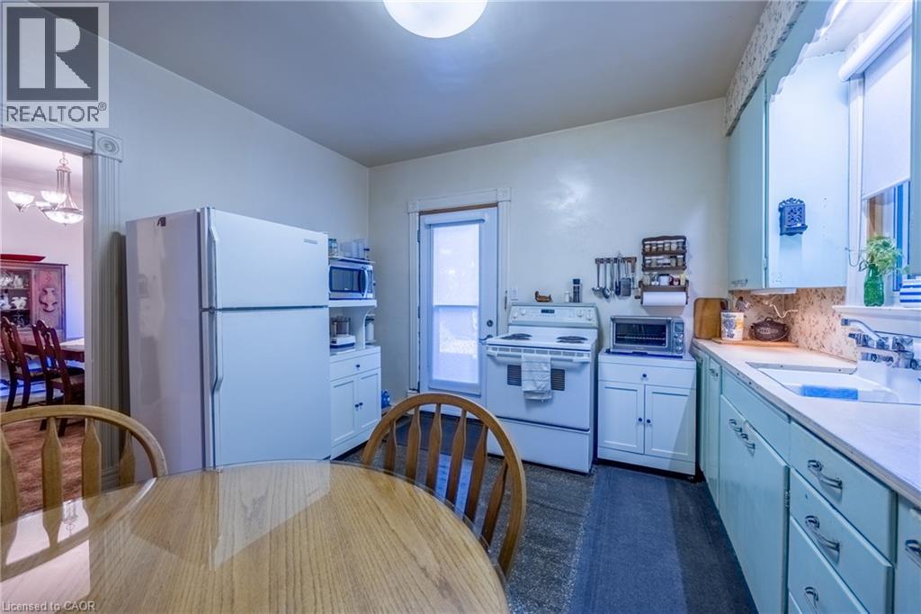 33 Palmerston Avenue, Brantford, Ontario  N3T 4L1 - Photo 15 - 40869519