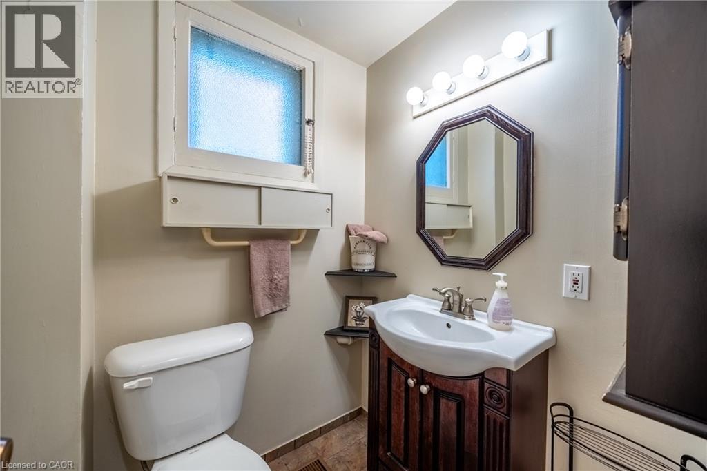 33 Palmerston Avenue, Brantford, Ontario  N3T 4L1 - Photo 18 - 40869519