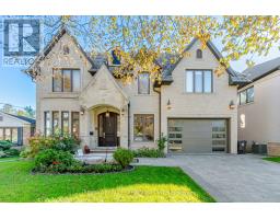 154 BURBANK DRIVE, Toronto, Ontario