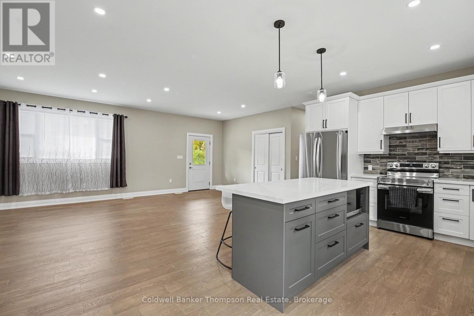 106 Riverside Drive, Bonfield, Ontario  P0H 1E0 - Photo 11 - X13878472