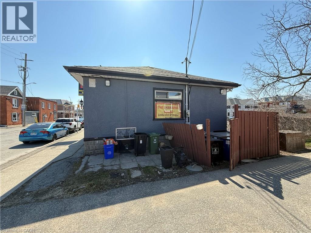 9 N Main Street N, Hamilton, Ontario  L0R 2H0 - Photo 3 - 40867438
