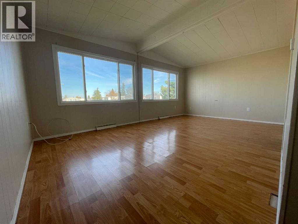141, 5308 57 Street Lloydminster Alberta Canada T9V2A3 3