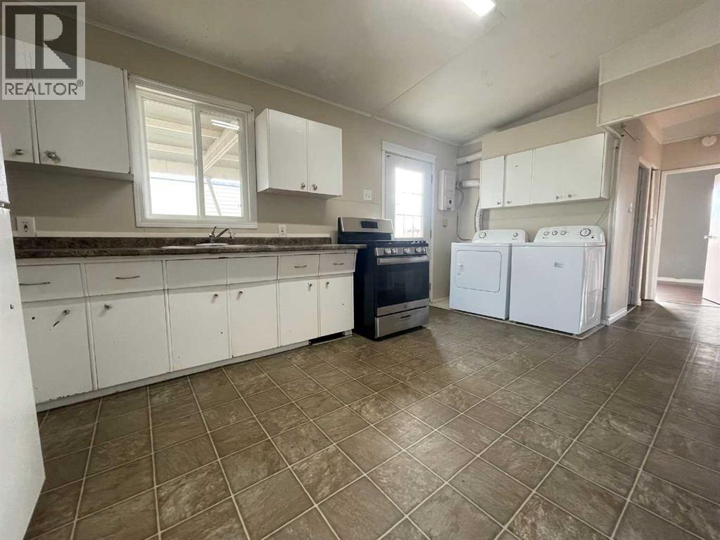 141, 5308 57 Street Lloydminster Alberta Canada T9V2A3 5