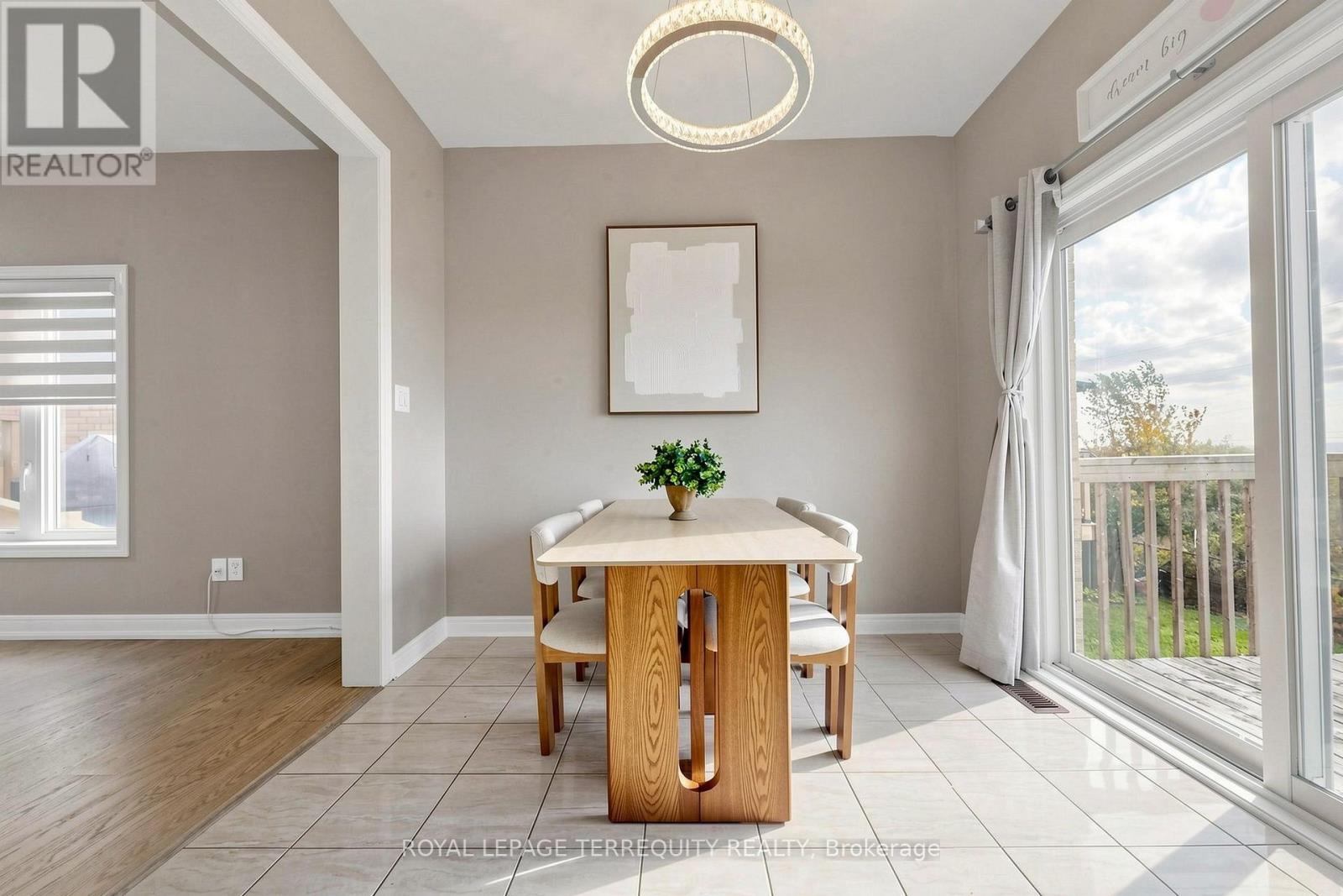 199 Armstrong Crescent, Bradford West Gwillimbury, Ontario  L3Z 0L3 - Photo 14 - N13878410