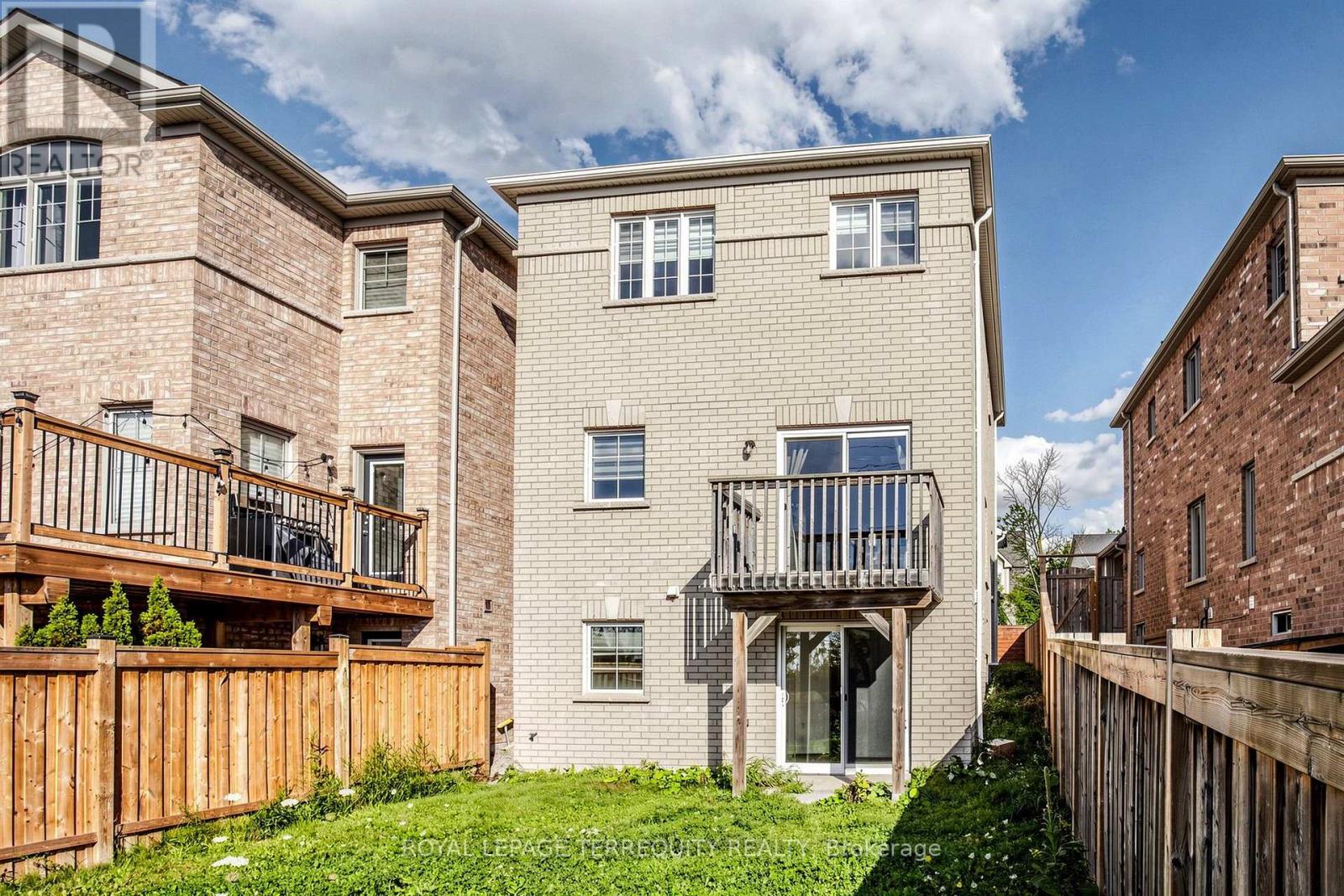 199 Armstrong Crescent, Bradford West Gwillimbury, Ontario  L3Z 0L3 - Photo 40 - N13878410