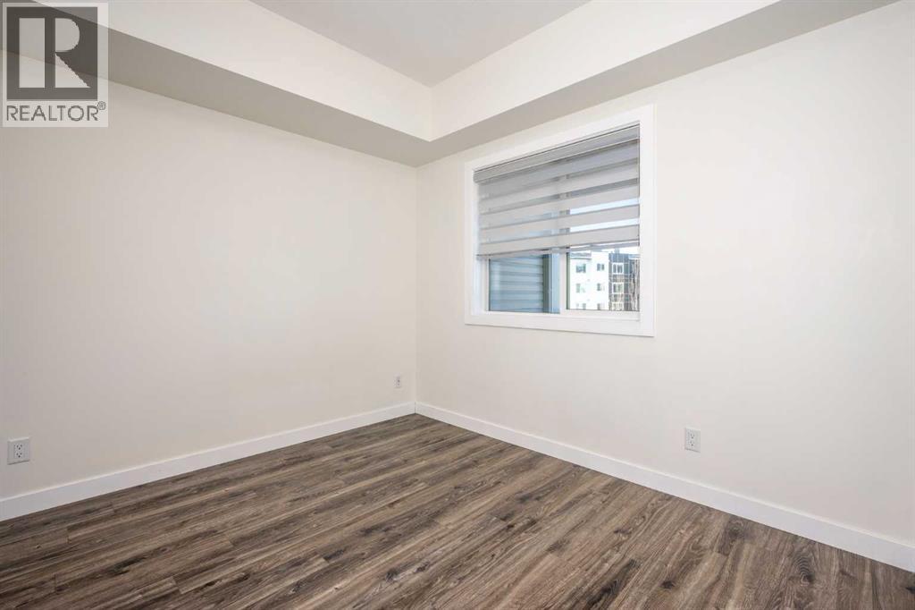 303, 4 Sage Hill Terrace NW