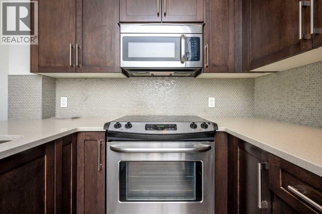 303, 4 Sage Hill Terrace NW