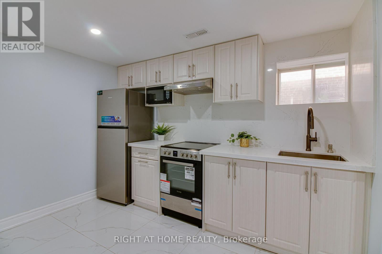 37 Mason Road, Toronto, Ontario  M1M 3P9 - Photo 25 - E13877846