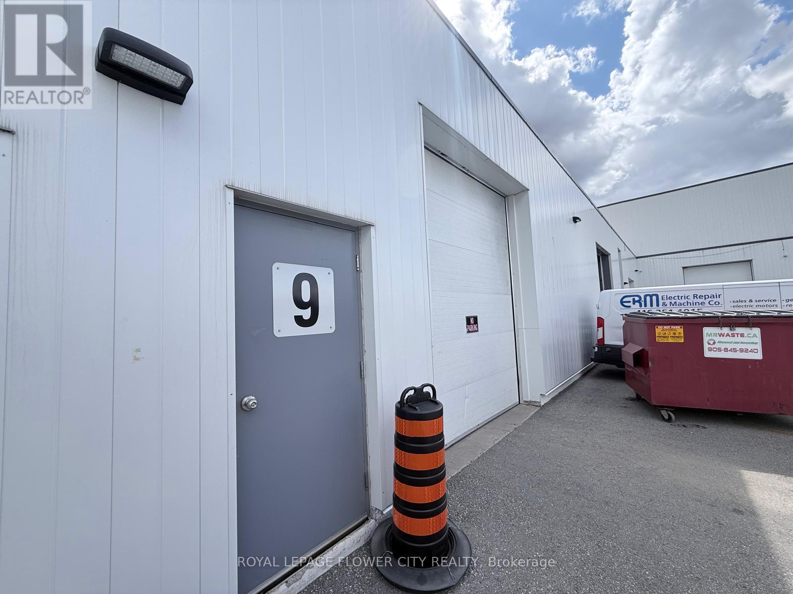 9 - 37 Stoffel Drive, Toronto, Ontario  M9W 6A8 - Photo 9 - W13866836